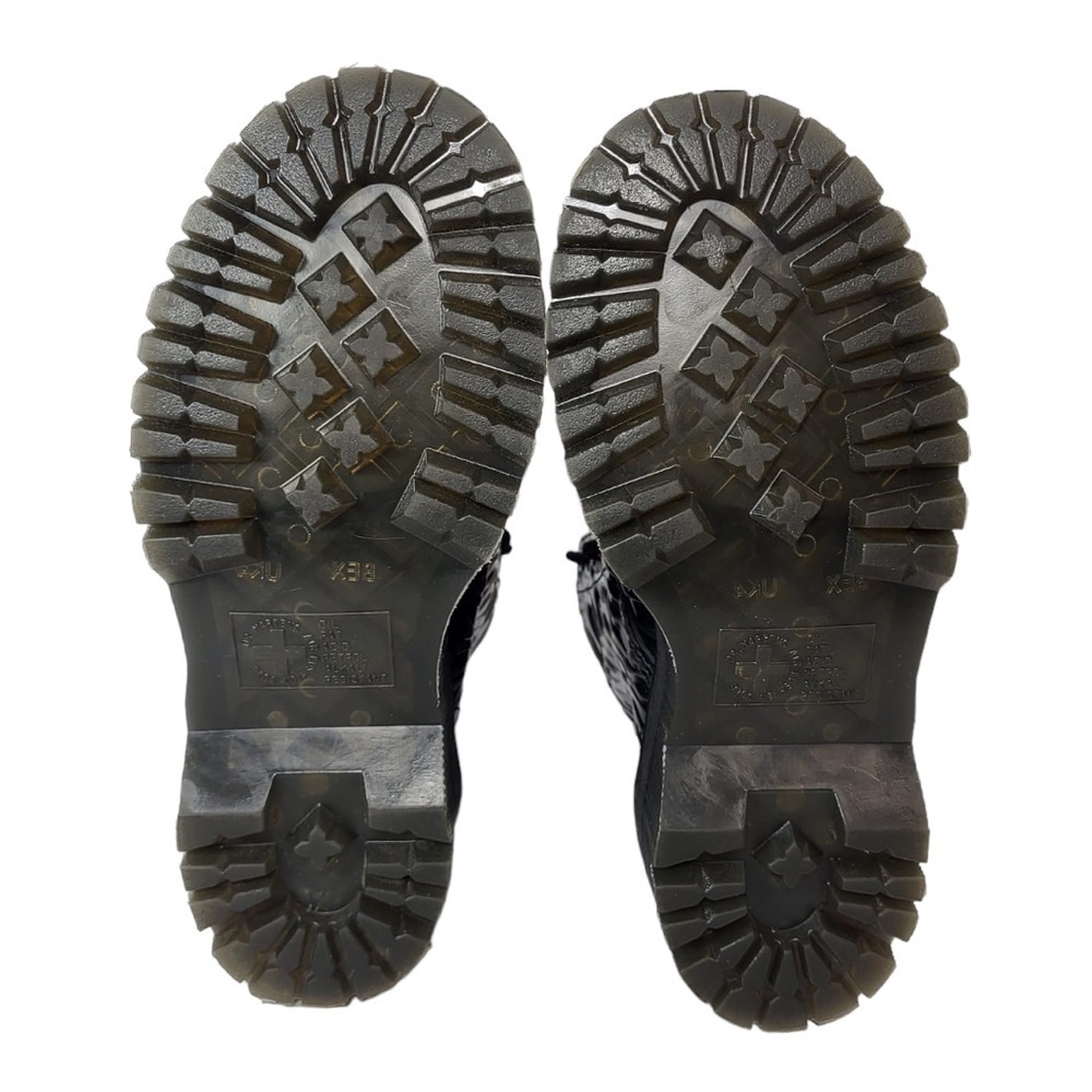 Dr. Martens Sinclair Platform Zebra Embossed Zip Up Lace Closure in Black - Picture 15 of 16